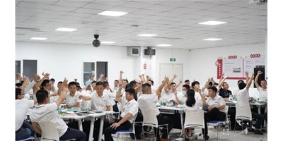 用教育將人才和企業(yè)鏈接，是創(chuàng)世紀(jì)商學(xué)院的使命